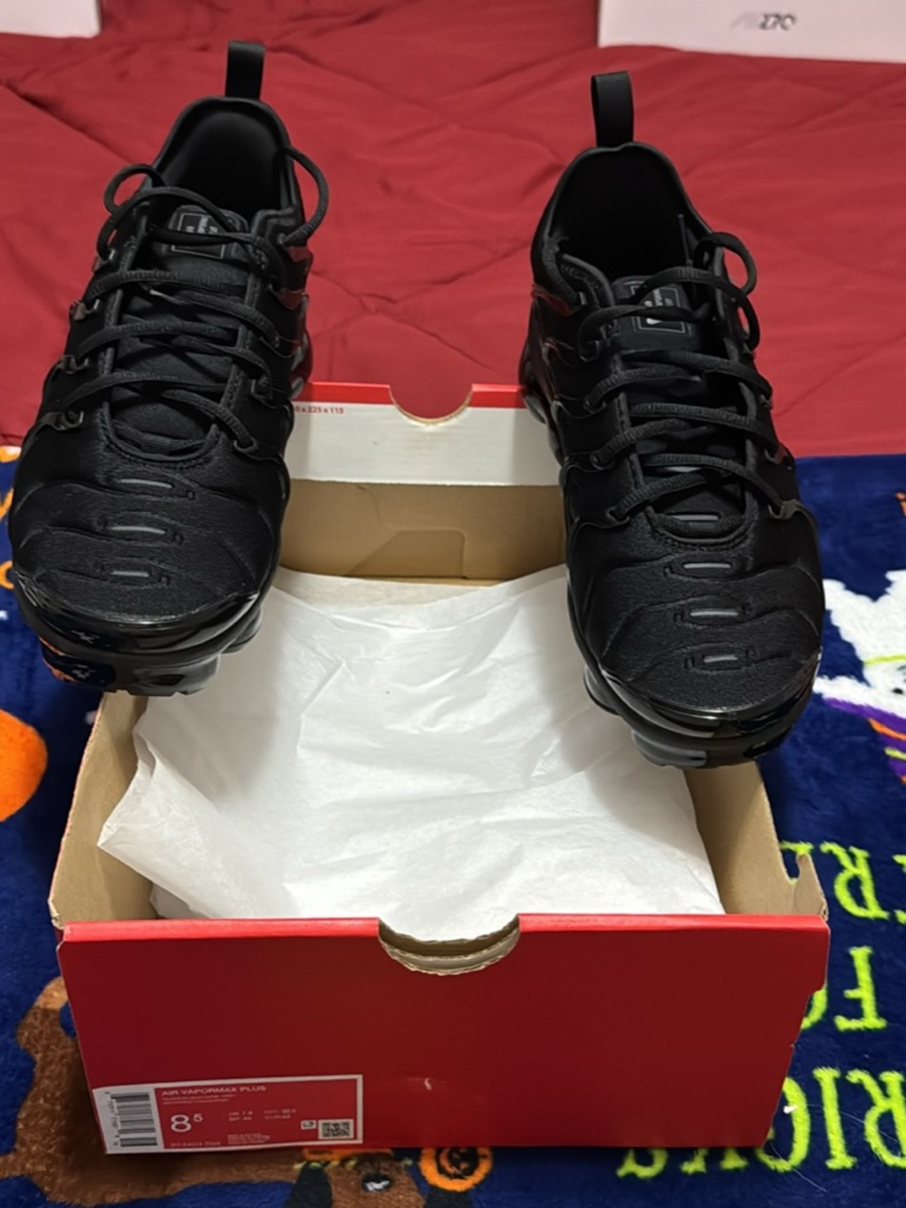 Triple black Nike vapormax plus Nike Men's All-Black Athletic Sneakers